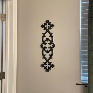 Southern Living at Home Metal Wrought Iron Wall Art Hanging Excellent Condition